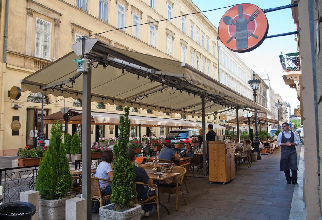 Sasone Rooms Будапеща Екстериор снимка