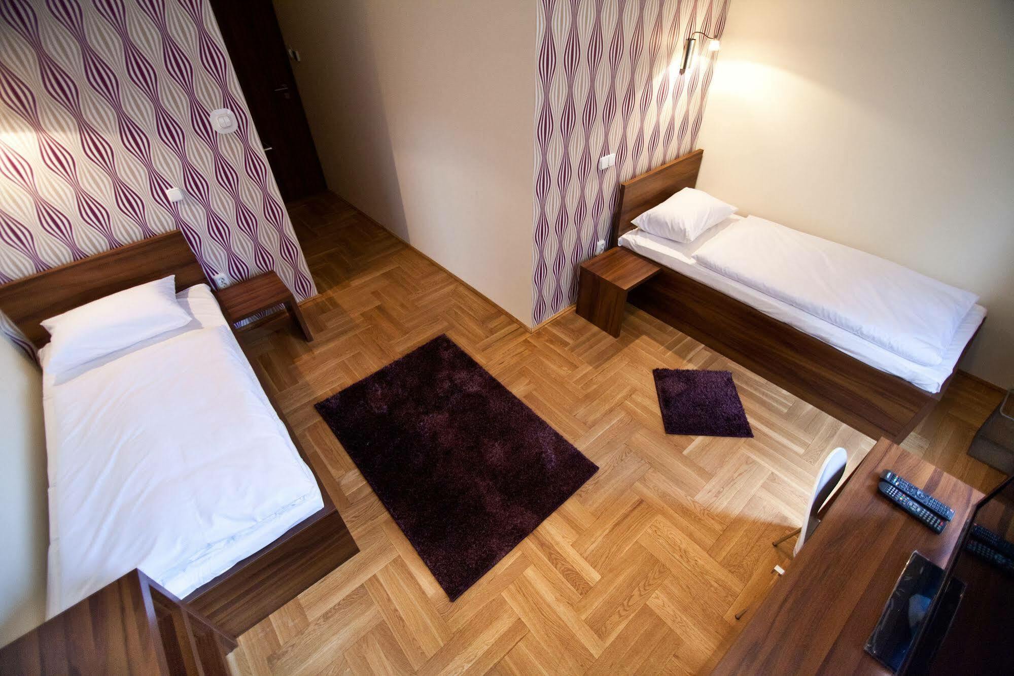 Sasone Rooms Будапеща Екстериор снимка